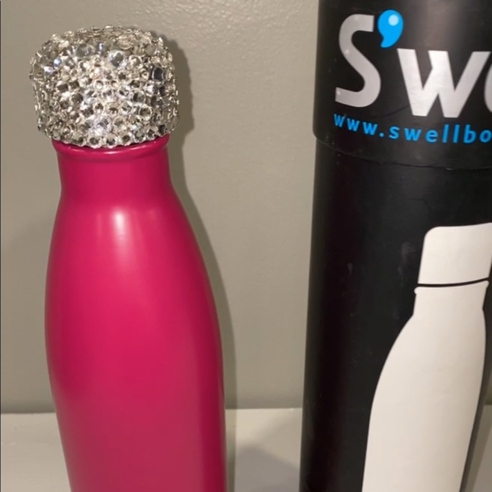 New Swell Bottle with Swarovski Crystal Cap